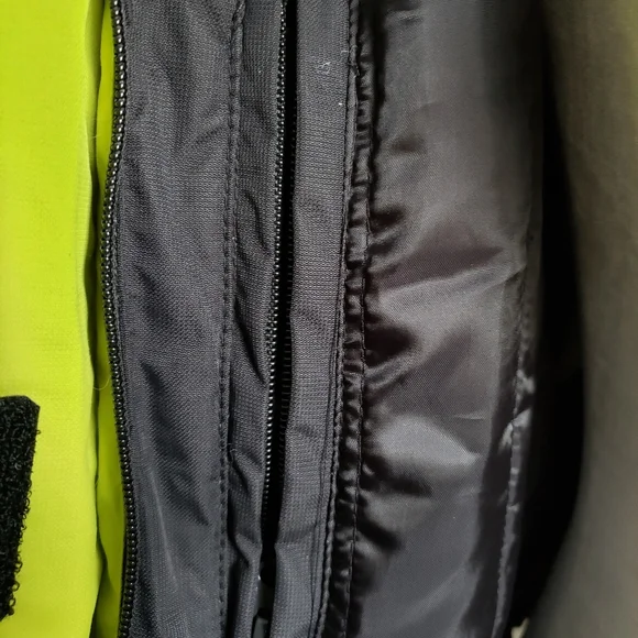 Ski Jacket - Picture 8 of 13